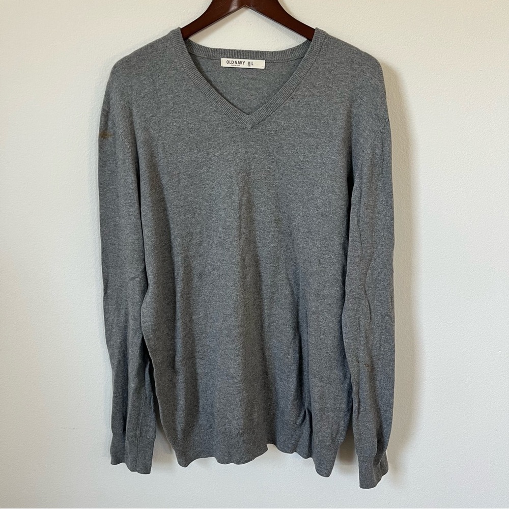M’s Old Navy V-Neck Sweater, Large